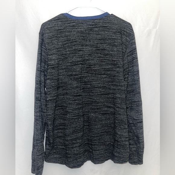 Lucky Brand Soft Men’s buttoned Henley grey with blue neckline accent - Picture 5 of 5